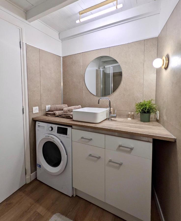 Joli Appartement De Charme Renove En Centre Ville โอเบอนา ภายนอก รูปภาพ